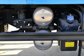 风尚&nbsp;自卸车底盘                                                图片