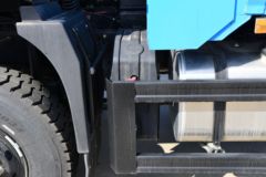 大运 风尚 复合型 245马力 4X4 4.2米自卸车(国六)(DYQ2183D6BC)