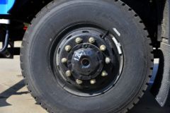 大运 风尚 复合型 245马力 4X4 4.2米自卸车(国六)(DYQ2183D6BC)