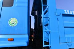 大运 风尚 复合型 245马力 4X4 4.2米自卸车(国六)(DYQ2183D6BC)