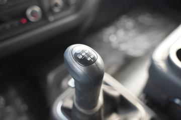 �ൺ��� JK6�п� 220���� 4X2 6.8�ײ�դʽ�ػ���(����)(CA5180CCYP28K2L2E6A80)ͼƬ