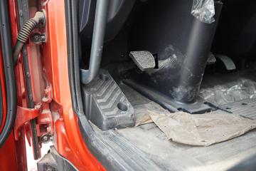 �ൺ��� JK6�п� 220���� 4X2 6.8�ײ�դʽ�ػ���(����)(CA5180CCYP28K2L2E6A80)ͼƬ