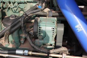 �ൺ��� JK6�п� 220���� 4X2 6.8�ײ�դʽ�ػ���(����)(CA5180CCYP28K2L2E6A80)ͼƬ