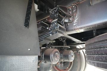 �ൺ��� JK6�п� 220���� 4X2 6.8�ײ�դʽ�ػ���(����)(CA5180CCYP28K2L2E6A80)ͼƬ