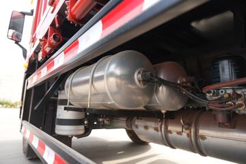 �ൺ��� JK6�п� 220���� 4X2 6.8�ײ�դʽ�ػ���(����)(CA5180CCYP28K2L2E6A80)ͼƬ