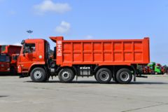 大运 F7重卡 300马力 8X4 6.2米自卸车(国六)(DYQ3310D6FB) 大运 F7重卡 300马力 8X4 6.2米自卸车(国六)(DYQ3310D6FB)