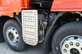 大运F7&nbsp;自卸车底盘                                                图片