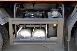 大运F7&nbsp;自卸车底盘                                                图片