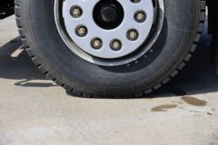 大运 F7重卡 300马力 8X4 6.2米自卸车(国六)(DYQ3310D6FB) 大运 F7重卡 300马力 8X4 6.2米自卸车(国六)(DYQ3310D6FB)