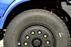大运 F7重卡 270马力 8X2 6.5米自卸车(国六)(DYQ3313D6EB)