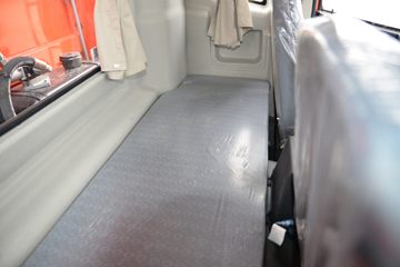 ���� ��� 270���� 6X2 7.5����ж��(����)(5.286�ٱ�)(DYQ3250D6CB)ͼƬ