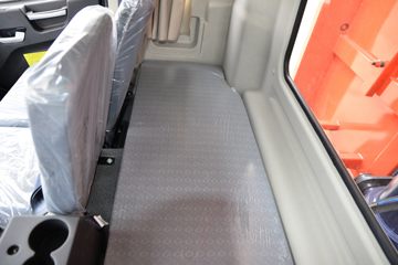 ���� ��� 270���� 6X2 7.5����ж��(����)(5.286�ٱ�)(DYQ3250D6CB)ͼƬ