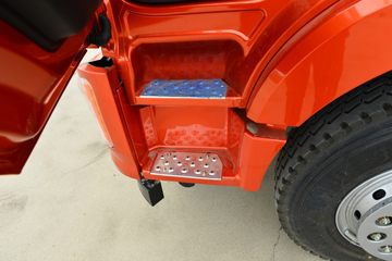 ���� ��� 270���� 6X2 7.5����ж��(����)(5.286�ٱ�)(DYQ3250D6CB)ͼƬ