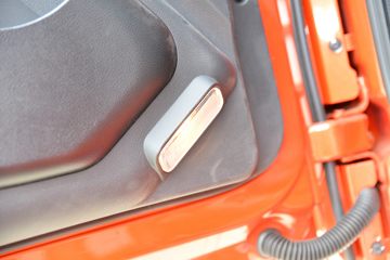 ���� ��� 270���� 6X2 7.5����ж��(����)(5.286�ٱ�)(DYQ3250D6CB)ͼƬ