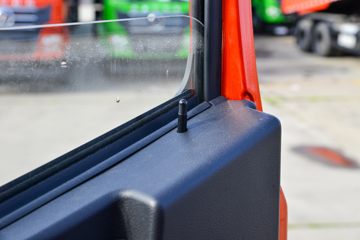 ���� ��� 330���� 8X4 6.5����ж��(�ж�)(DYQ3310D6FM)ͼƬ