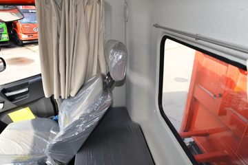 ���� ��� 330���� 8X4 6.5����ж��(�ж�)(DYQ3310D6FM)ͼƬ