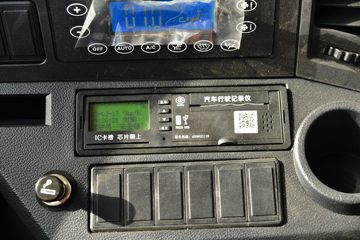 ���� ��� 330���� 8X4 6.5����ж��(�ж�)(DYQ3310D6FM)ͼƬ