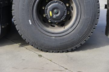 ���� ��� 330���� 8X4 6.5����ж��(�ж�)(DYQ3310D6FM)ͼƬ