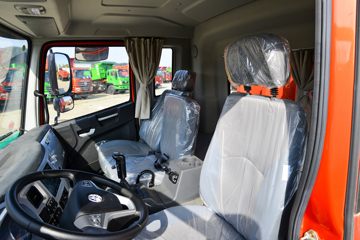 ���� ��� 270���� 6X4 5.8����ж��(�ж�)(DYQ3250D6DC)ͼƬ