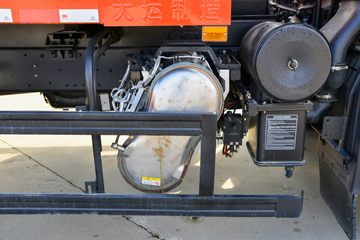 ���� ��� 270���� 6X4 5.8����ж��(�ж�)(DYQ3250D6DC)ͼƬ