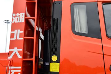 ���� ��� 245���� 4X2 6.5����ж��(�ж�)(DYQ3180D6AB)ͼƬ