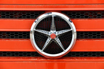 ���� ��� 245���� 4X2 6.5����ж��(�ж�)(DYQ3180D6AB)ͼƬ