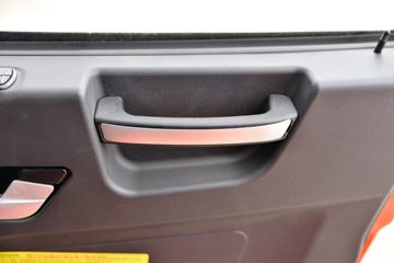 ���� ��� 245���� 4X2 6.5����ж��(�ж�)(DYQ3180D6AB)ͼƬ