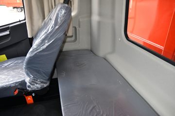 ���� ��� 245���� 4X2 6.5����ж��(�ж�)(DYQ3180D6AB)ͼƬ