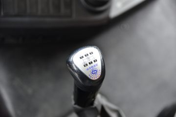 ���� ��� 245���� 4X2 6.5����ж��(�ж�)(DYQ3180D6AB)ͼƬ