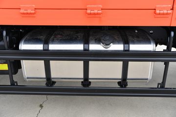 ���� ��� 245���� 4X2 6.5����ж��(�ж�)(DYQ3180D6AB)ͼƬ