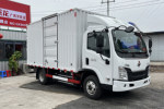 东风柳汽 乘龙L2 4.5T 4.165米单排纯电动厢式轻卡100.27kWh