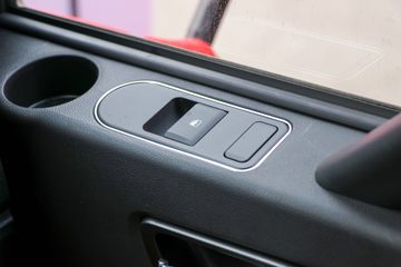 �ൺ��� JH5�ؿ� 480���� 6X4 AMT�Զ���ǣ����(CA4251P2K15T1E6A80)ͼƬ