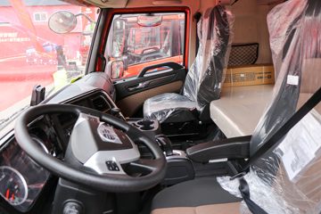 �ൺ��� JH5�ؿ� 480���� 6X4 AMT�Զ���ǣ����(CA4251P2K15T1E6A80)ͼƬ