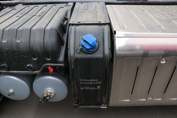 �ൺ��� JH5�ؿ� 480���� 6X4 AMT�Զ���ǣ����(CA4251P2K15T1E6A80)ͼƬ