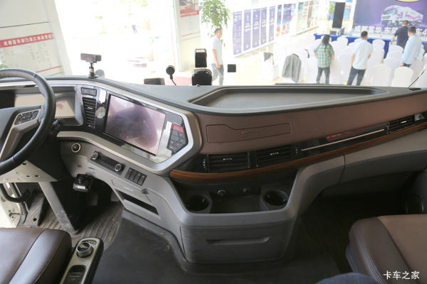 本店为您推荐 东风商用车 天龙旗舰KX 530马力