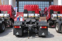 东风柳汽 乘龙H5 超轻版 460马力 6X4 LNG牵引车(国六)(LZ4250H7DM1)