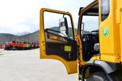 大运 运隆 复合型 180马力 4X2 4米自卸车(DYQ3181D6AB)