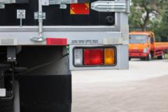 庆铃 五十铃巨咖 240马力 4X2 7.6米厢式载货车(QL5180XXYGTFRJ)