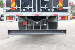 庆铃 五十铃巨咖 240马力 4X2 7.6米厢式载货车(QL5180XXYGTFRJ)