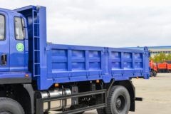 大运 致胜 重载型 245马力 4X4 4.6米自卸车(国六)(DYQ2183D6BB)