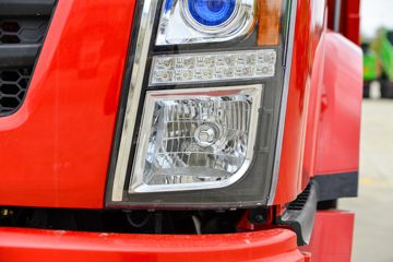 大运 致胜 200马力 4X2 5.6米自卸车(法士特10挡)(DYQ3187D6AB)外观图片