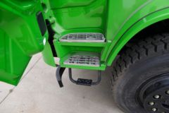 大运 F7重卡 245马力 6X2 5.5米自卸车(国六)(DYQ3253D6CD)