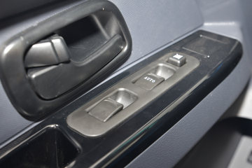 ������Դ �º���EV ������ 2.7T 3.05�׵��Ŵ��綯����΢��(JKC1032D0L0BEV)42.3kWhͼƬ