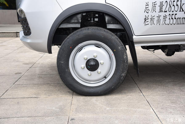 金杯T2S现金优惠3000元，33900元起