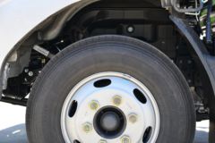 江铃 凯运＋宽体 146马力 4.2米单排栏板轻卡(国六)(6档)(JX1049TGA26)