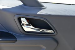 江铃 凯运＋中体 146马力 4.2米单排仓栅式轻卡(国六)(气刹)(JX5044CCYTGB26)