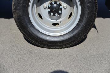  ٹ¿  1.8L 125  2.6˫΢()(˫̥)(LZW1030SLTWB)ͼƬ