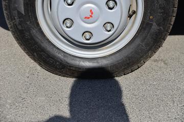  ٹ¿  1.8L 125  2.6˫΢()(˫̥)(LZW1030SLTWB)ͼƬ