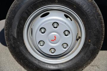  ٹ¿  1.8L 125  2.6˫΢()(˫̥)(LZW1030SLTWB)ͼƬ