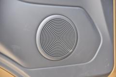 福田 奥铃大黄蜂PLUS 220马力 6.8米排半仓栅式载货车(国六)(BJ5188CCYKPFK-AD1)